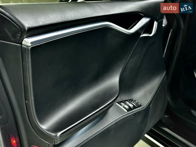 Сірий Тесла Модель С, об'ємом двигуна 0 л та пробігом 81 тис. км за 16979 $, фото 8 на Automoto.ua