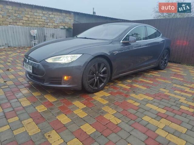 Сірий Тесла Модель С, об'ємом двигуна 0 л та пробігом 222 тис. км за 12700 $, фото 2 на Automoto.ua