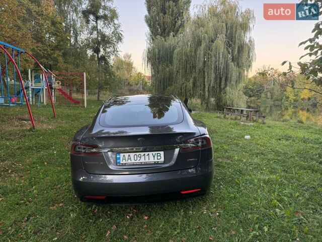 Серый Тесла Модель С, объемом двигателя 0 л и пробегом 298 тыс. км за 13900 $, фото 4 на Automoto.ua