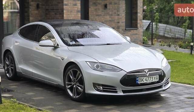 Сірий Тесла Модель С, об'ємом двигуна 0 л та пробігом 200 тис. км за 19200 $, фото 12 на Automoto.ua