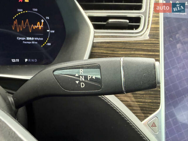 Серый Тесла Модель С, объемом двигателя 0 л и пробегом 220 тыс. км за 12700 $, фото 43 на Automoto.ua