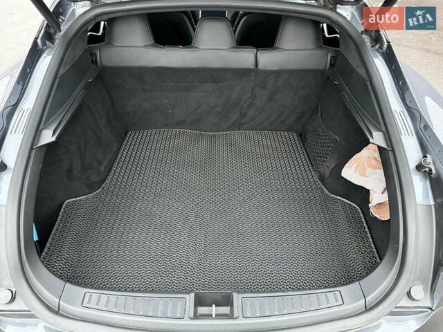 Сірий Тесла Модель С, об'ємом двигуна 0 л та пробігом 175 тис. км за 20500 $, фото 13 на Automoto.ua