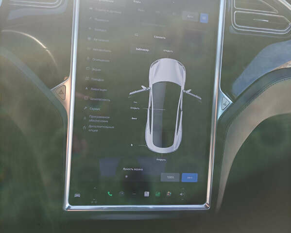 Тесла Модель С 2015 у Львові на Automoto.ua Сірий Тесла Модель С, об'ємом двигуна 0 л та пробігом 200 тис. км за 13799 $, фото 8 на Automoto.ua