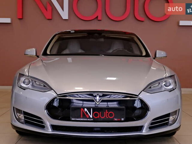 Сірий Тесла Модель С, об'ємом двигуна 0 л та пробігом 137 тис. км за 12900 $, фото 1 на Automoto.ua