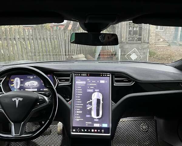 Тесла Модель С 2015 в Сторожинце на Automoto.ua Серый Тесла Модель С, объемом двигателя 0 л и пробегом 225 тыс. км за 15900 $, фото 5 на Automoto.ua
