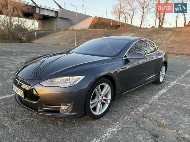 Сірий Тесла Модель С, об'ємом двигуна 0 л та пробігом 331 тис. км за 14999 $, фото 7 на Automoto.ua