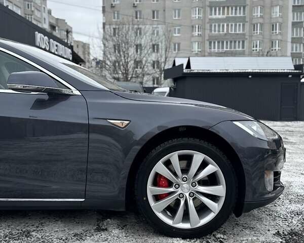 Сірий Тесла Модель С, об'ємом двигуна 0 л та пробігом 90 тис. км за 17500 $, фото 6 на Automoto.ua