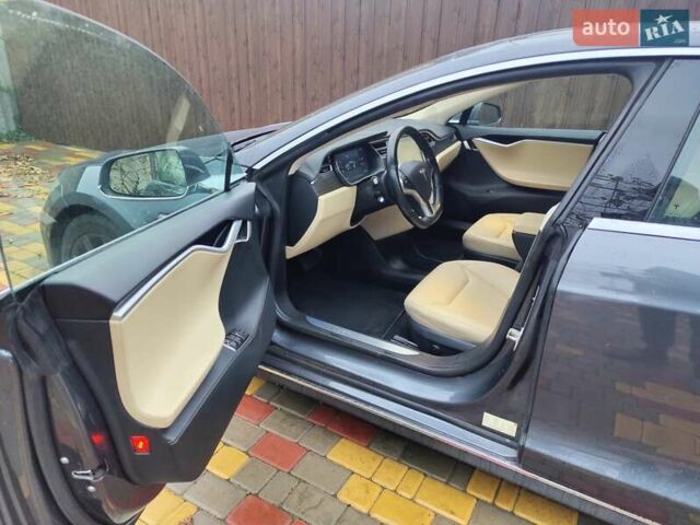 Сірий Тесла Модель С, об'ємом двигуна 0 л та пробігом 222 тис. км за 12700 $, фото 9 на Automoto.ua