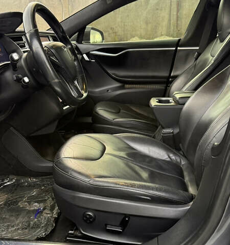 Тесла Модель С 2015 у Львові на Automoto.ua Сірий Тесла Модель С, об'ємом двигуна 0 л та пробігом 249 тис. км за 11000 $, фото 18 на Automoto.ua