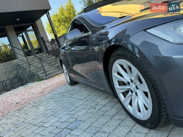 Сірий Тесла Модель С, об'ємом двигуна 0 л та пробігом 160 тис. км за 13499 $, фото 40 на Automoto.ua