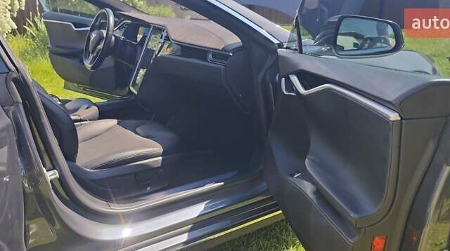Сірий Тесла Модель С, об'ємом двигуна 0 л та пробігом 130 тис. км за 34900 $, фото 16 на Automoto.ua
