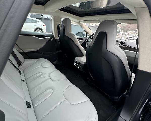 Сірий Тесла Модель С, об'ємом двигуна 0 л та пробігом 90 тис. км за 17500 $, фото 22 на Automoto.ua