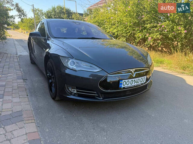Сірий Тесла Модель С, об'ємом двигуна 0 л та пробігом 210 тис. км за 17999 $, фото 1 на Automoto.ua