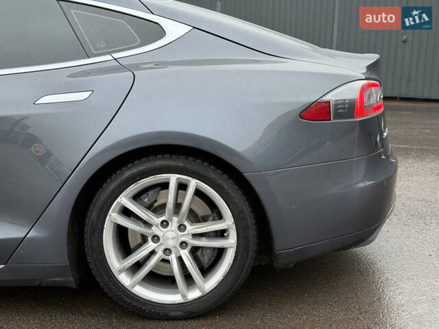 Сірий Тесла Модель С, об'ємом двигуна 0 л та пробігом 175 тис. км за 20500 $, фото 34 на Automoto.ua