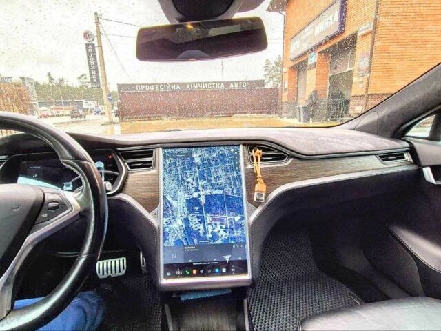 Серый Тесла Модель С, объемом двигателя 0 л и пробегом 218 тыс. км за 14750 $, фото 8 на Automoto.ua