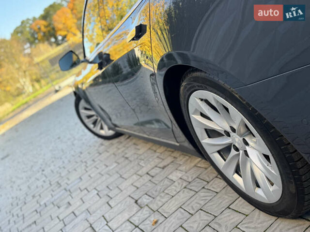 Сірий Тесла Модель С, об'ємом двигуна 0 л та пробігом 160 тис. км за 12999 $, фото 56 на Automoto.ua
