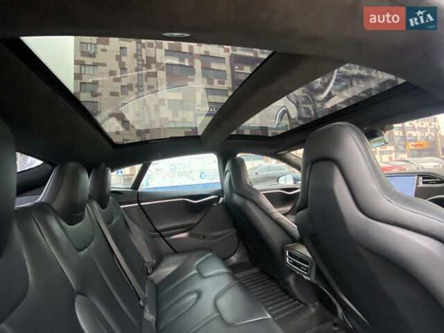 Сірий Тесла Модель С, об'ємом двигуна 0 л та пробігом 80 тис. км за 17000 $, фото 17 на Automoto.ua