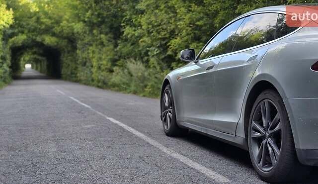 Сірий Тесла Модель С, об'ємом двигуна 0 л та пробігом 200 тис. км за 19200 $, фото 19 на Automoto.ua