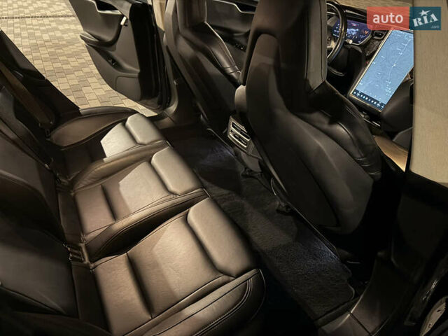 Сірий Тесла Модель С, об'ємом двигуна 0 л та пробігом 90 тис. км за 16500 $, фото 31 на Automoto.ua