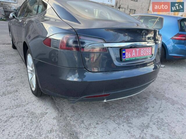 Сірий Тесла Модель С, об'ємом двигуна 0 л та пробігом 283 тис. км за 14500 $, фото 17 на Automoto.ua