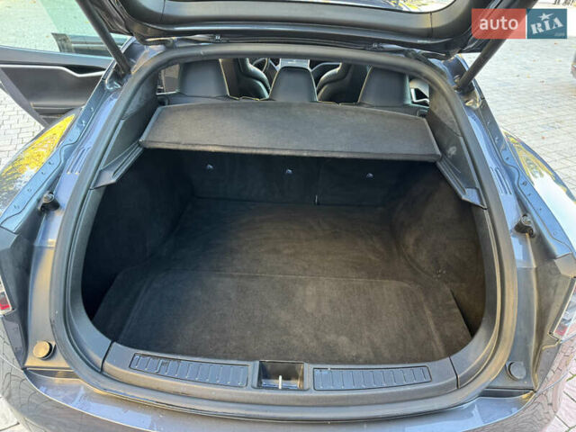 Сірий Тесла Модель С, об'ємом двигуна 0 л та пробігом 160 тис. км за 12999 $, фото 18 на Automoto.ua