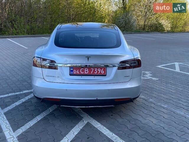 Серый Тесла Модель С, объемом двигателя 0 л и пробегом 173 тыс. км за 13499 $, фото 3 на Automoto.ua