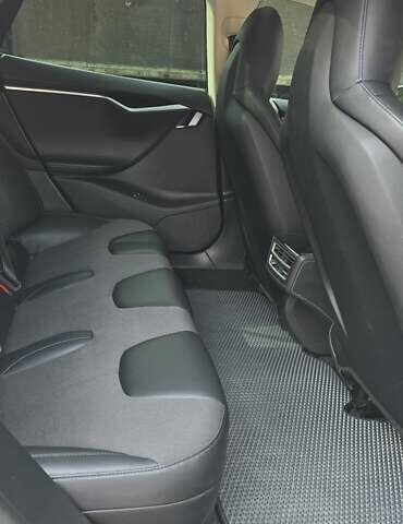 Сірий Тесла Модель С, об'ємом двигуна 0 л та пробігом 200 тис. км за 19200 $, фото 27 на Automoto.ua