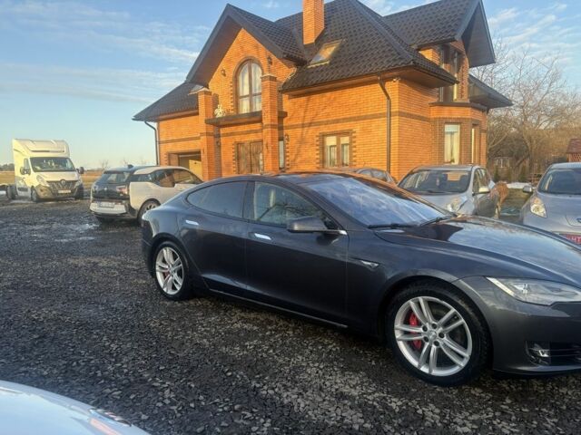 Серый Тесла Модель С, объемом двигателя 0 л и пробегом 220 тыс. км за 13000 $, фото 17 на Automoto.ua