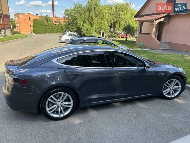Сірий Тесла Модель С, об'ємом двигуна 0 л та пробігом 66 тис. км за 15000 $, фото 7 на Automoto.ua
