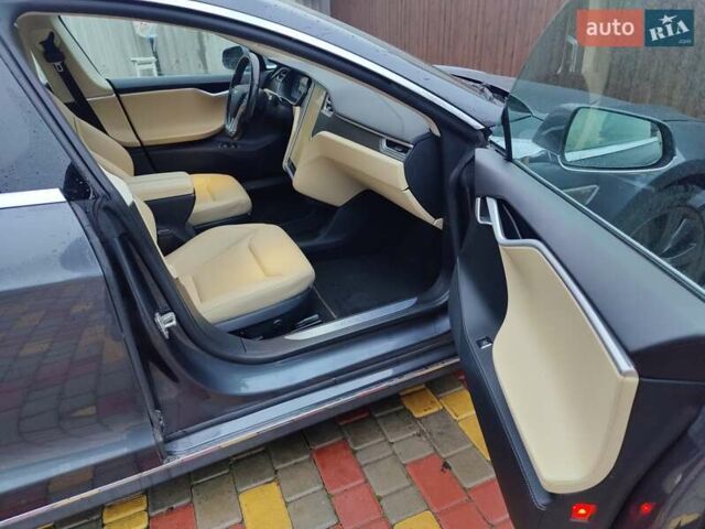 Сірий Тесла Модель С, об'ємом двигуна 0 л та пробігом 222 тис. км за 12700 $, фото 11 на Automoto.ua