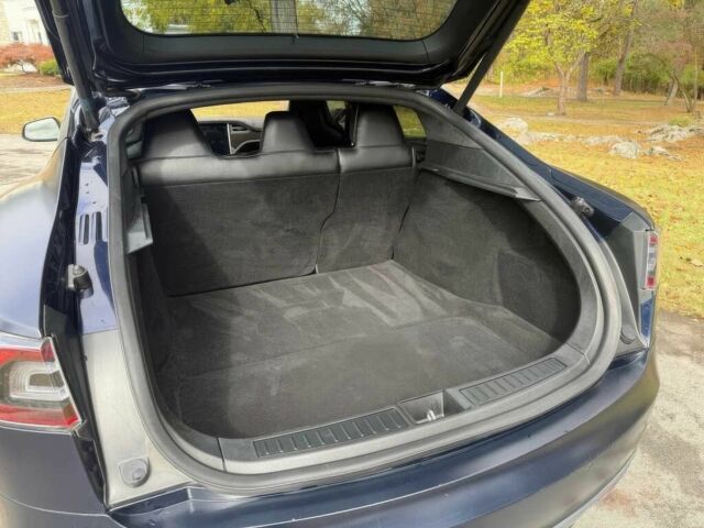 Сірий Тесла Модель С, об'ємом двигуна 0 л та пробігом 72 тис. км за 23000 $, фото 13 на Automoto.ua