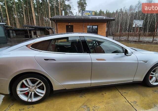 Серый Тесла Модель С, объемом двигателя 0 л и пробегом 210 тыс. км за 15950 $, фото 8 на Automoto.ua