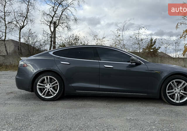 Тесла Модель С 2015 у Львові на Automoto.ua Сірий Тесла Модель С, об'ємом двигуна 0 л та пробігом 249 тис. км за 11000 $, фото 5 на Automoto.ua
