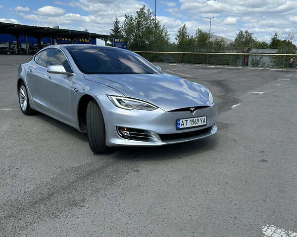 Сірий Тесла Модель С, об'ємом двигуна 0 л та пробігом 74 тис. км за 20500 $, фото 4 на Automoto.ua