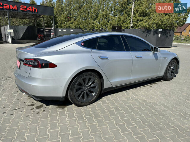 Серый Тесла Модель С, объемом двигателя 0 л и пробегом 190 тыс. км за 14900 $, фото 6 на Automoto.ua