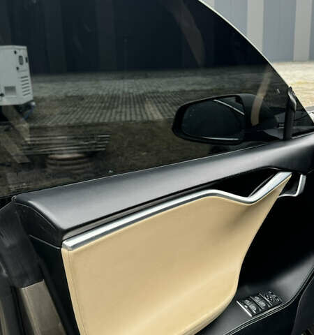 Сірий Тесла Модель С, об'ємом двигуна 0 л та пробігом 156 тис. км за 20000 $, фото 16 на Automoto.ua