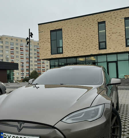 Сірий Тесла Модель С, об'ємом двигуна 0 л та пробігом 156 тис. км за 20000 $, фото 19 на Automoto.ua