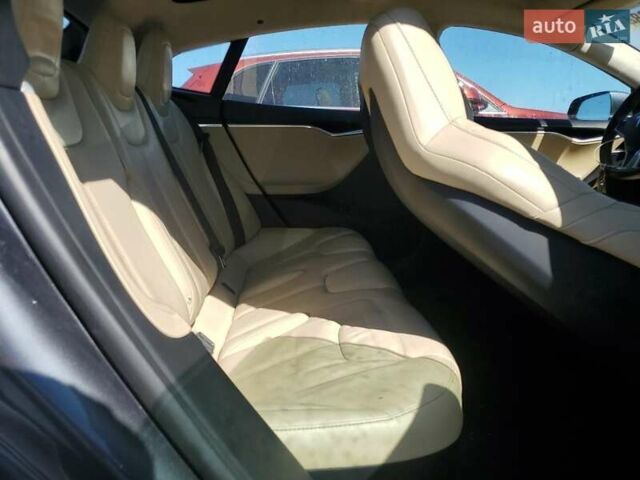 Сірий Тесла Модель С, об'ємом двигуна 0 л та пробігом 180 тис. км за 17000 $, фото 3 на Automoto.ua