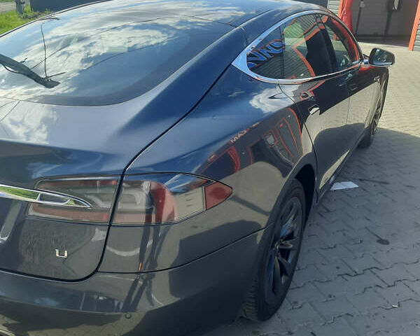 Сірий Тесла Модель С, об'ємом двигуна 0 л та пробігом 171 тис. км за 18100 $, фото 6 на Automoto.ua