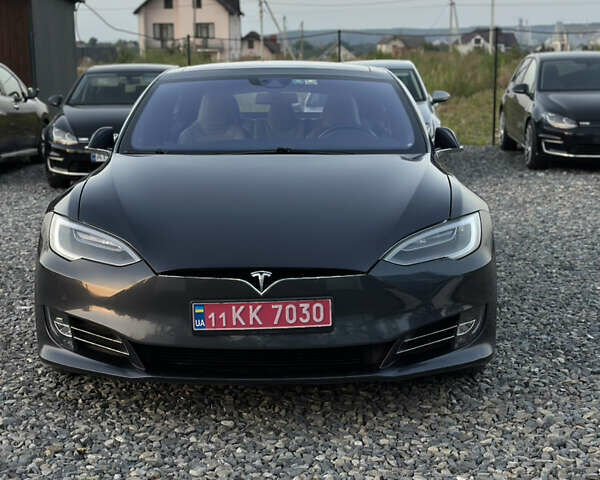 Серый Тесла Модель С, объемом двигателя 0 л и пробегом 168 тыс. км за 16200 $, фото 23 на Automoto.ua