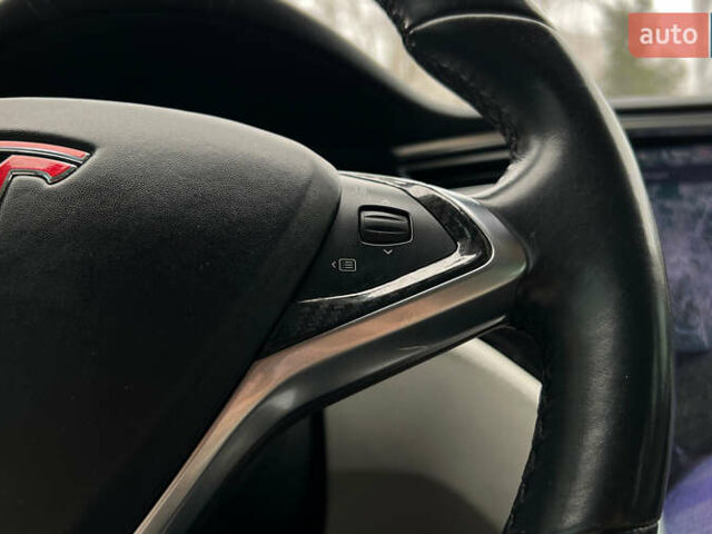 Сірий Тесла Модель С, об'ємом двигуна 0 л та пробігом 150 тис. км за 20999 $, фото 11 на Automoto.ua