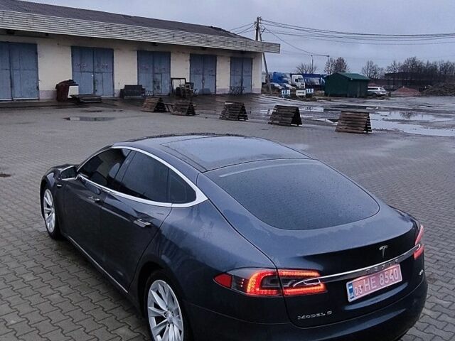 Серый Тесла Модель С, объемом двигателя 0 л и пробегом 226 тыс. км за 14800 $, фото 4 на Automoto.ua