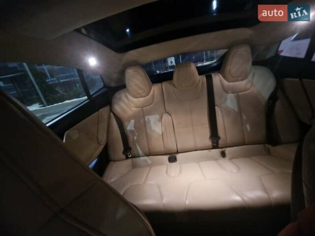 Сірий Тесла Модель С, об'ємом двигуна 0 л та пробігом 180 тис. км за 17000 $, фото 7 на Automoto.ua