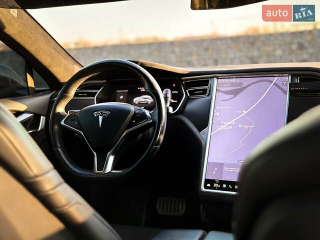 Сірий Тесла Модель С, об'ємом двигуна 0 л та пробігом 102 тис. км за 20750 $, фото 23 на Automoto.ua