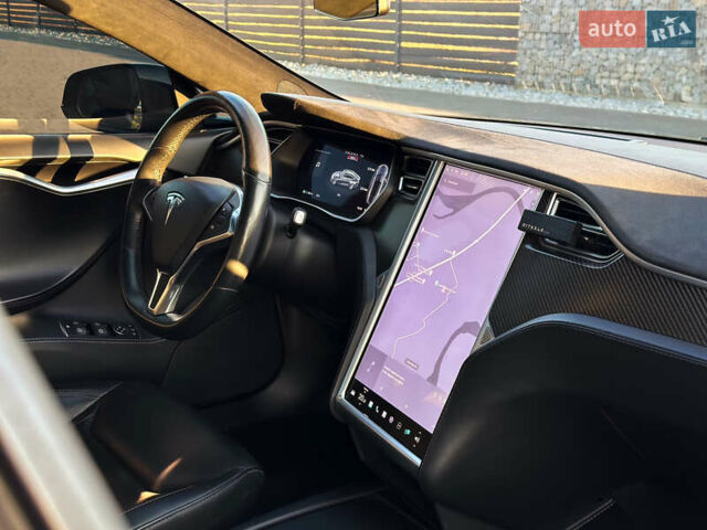 Сірий Тесла Модель С, об'ємом двигуна 0 л та пробігом 102 тис. км за 20750 $, фото 19 на Automoto.ua