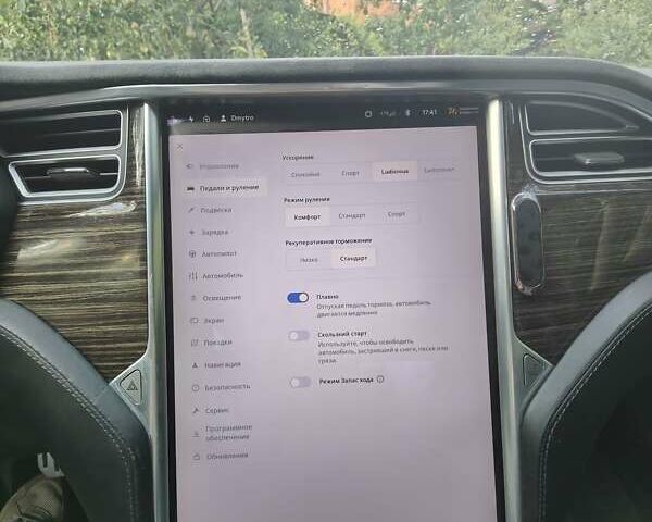 Серый Тесла Модель С, объемом двигателя 0 л и пробегом 170 тыс. км за 18300 $, фото 7 на Automoto.ua