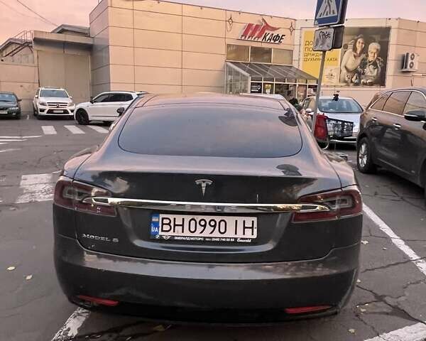 Сірий Тесла Модель С, об'ємом двигуна 0 л та пробігом 100 тис. км за 11000 $, фото 1 на Automoto.ua