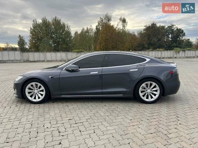 Серый Тесла Модель С, объемом двигателя 0 л и пробегом 225 тыс. км за 15900 $, фото 5 на Automoto.ua