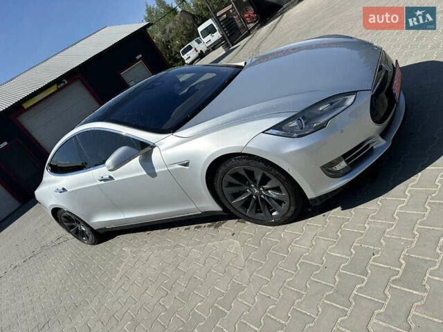 Серый Тесла Модель С, объемом двигателя 0 л и пробегом 190 тыс. км за 14900 $, фото 14 на Automoto.ua