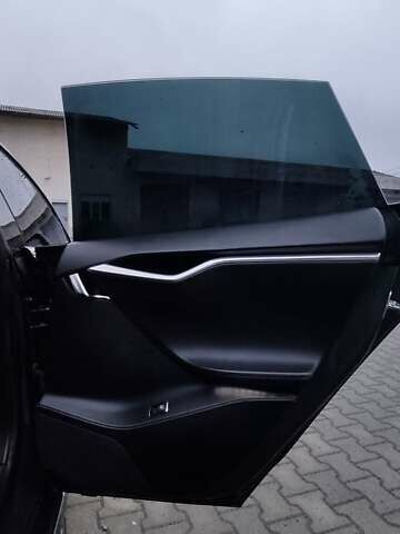 Серый Тесла Модель С, объемом двигателя 0 л и пробегом 226 тыс. км за 14800 $, фото 51 на Automoto.ua